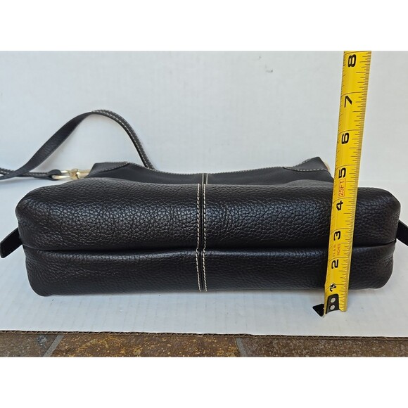 Dooney And Bourke Pebble Leather Crossbody Shoulder Bag Black Magnetic Snap Hobo - Picture 16 of 16